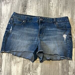 Maurices Medium Wash Rough Hem Short